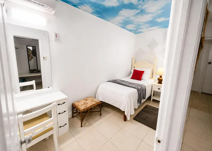 Cozy 1 Of 5 In The Heart Of Ocho Ríos